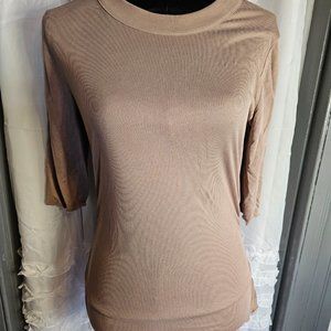 Free people PULLOVER SIZE mauve size large Excellent used condition